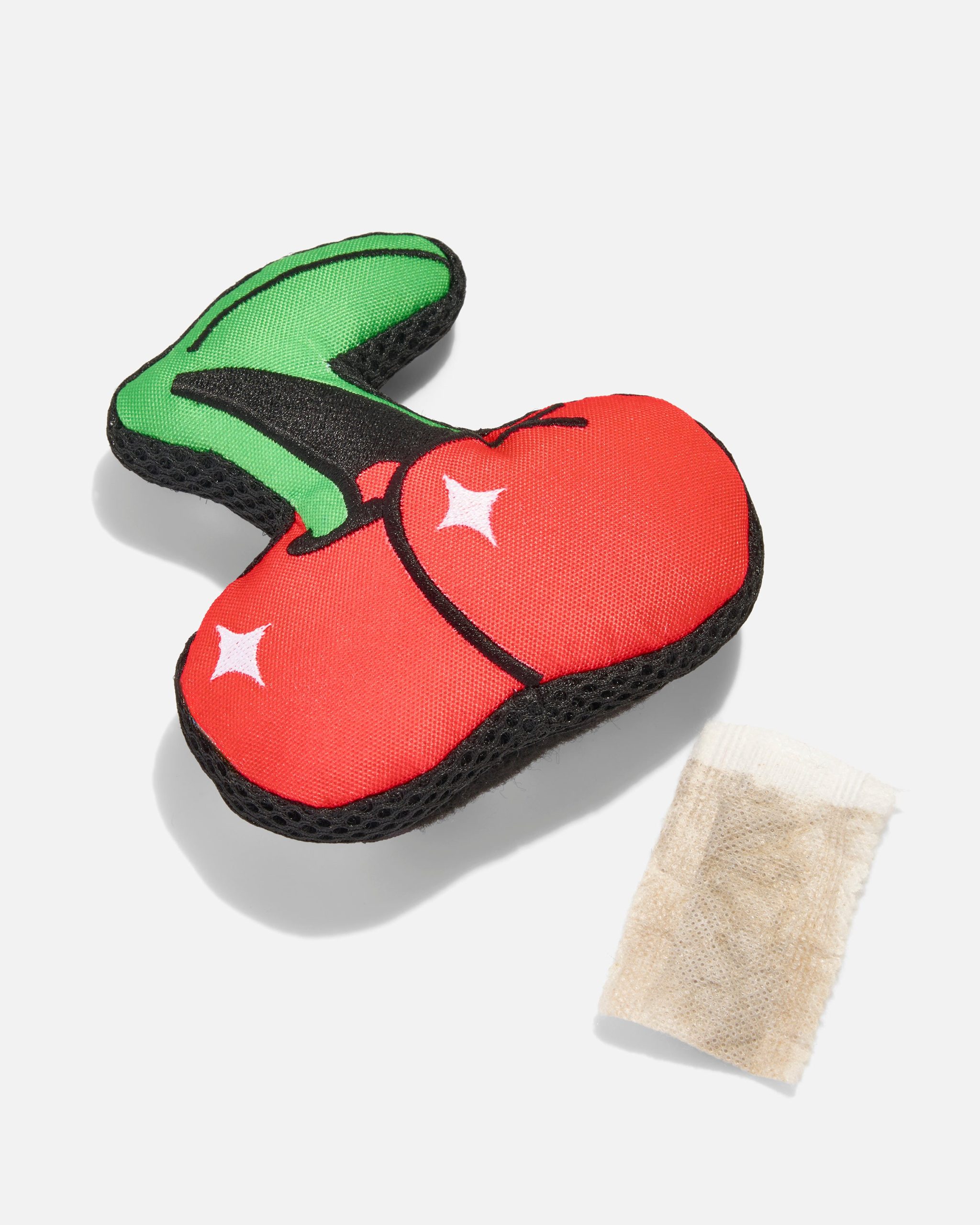 WO_VM_Cat_PlayfulPlush_Cherry_PDP_05_4x5_Web.jpg