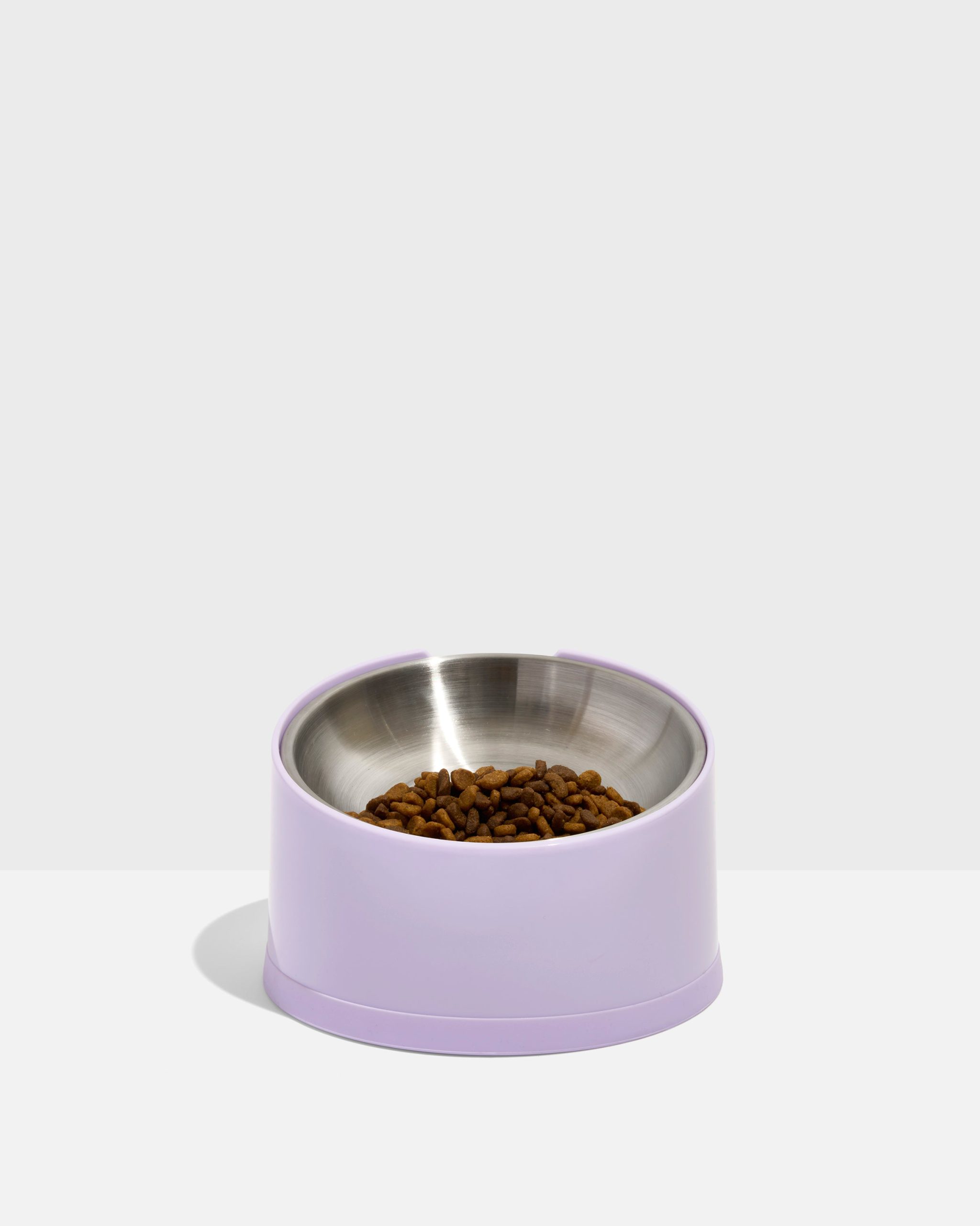WO_VM_Cat_SlantedBowl_Lilac_PDP_03_4x5_Web.jpg