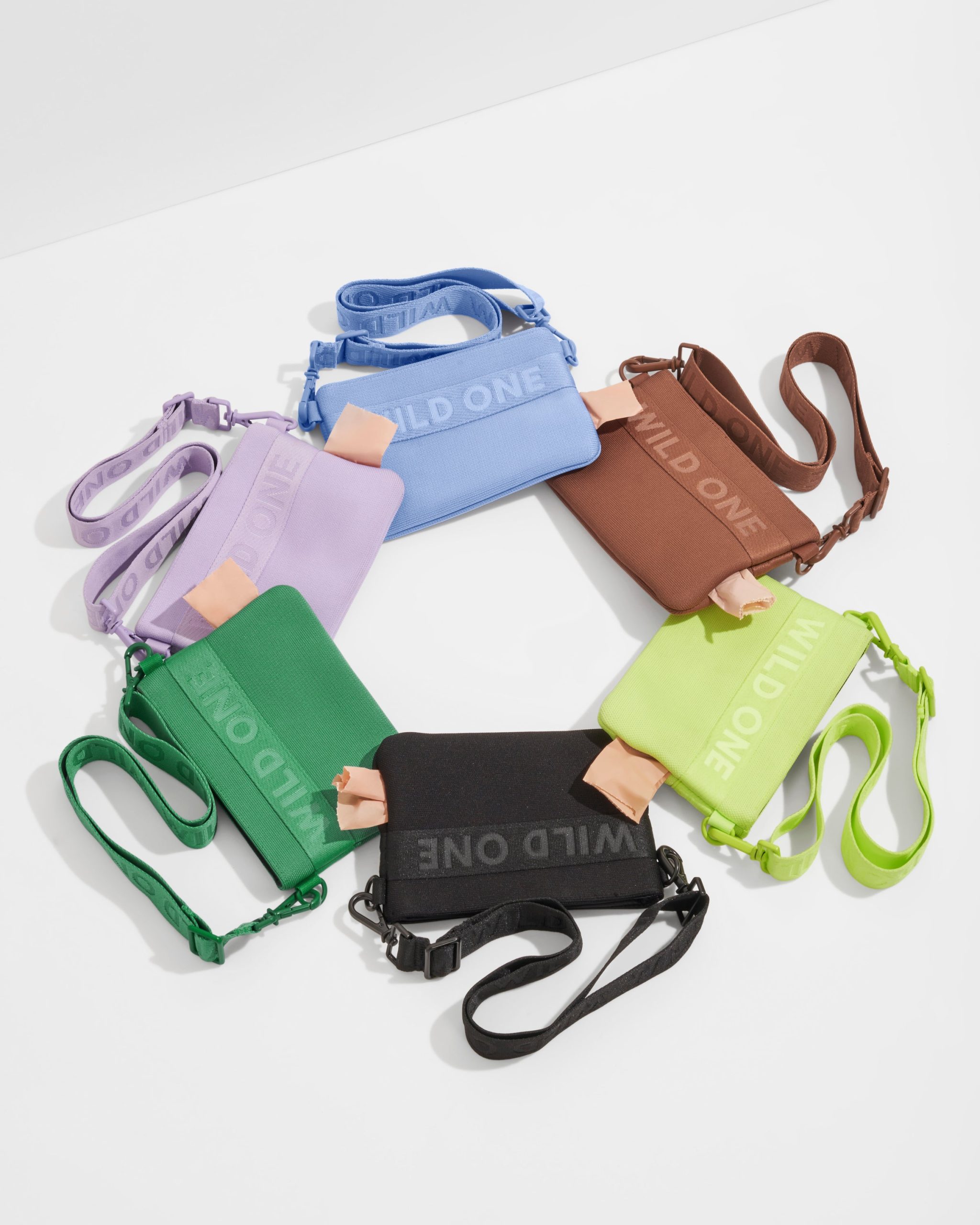 WO_VM_Studio_PDP_TreatPouch_Assortment_01_4x5_Web_d99e95c8-5932-4f4c-9cd1-c7a839660bd4.jpg