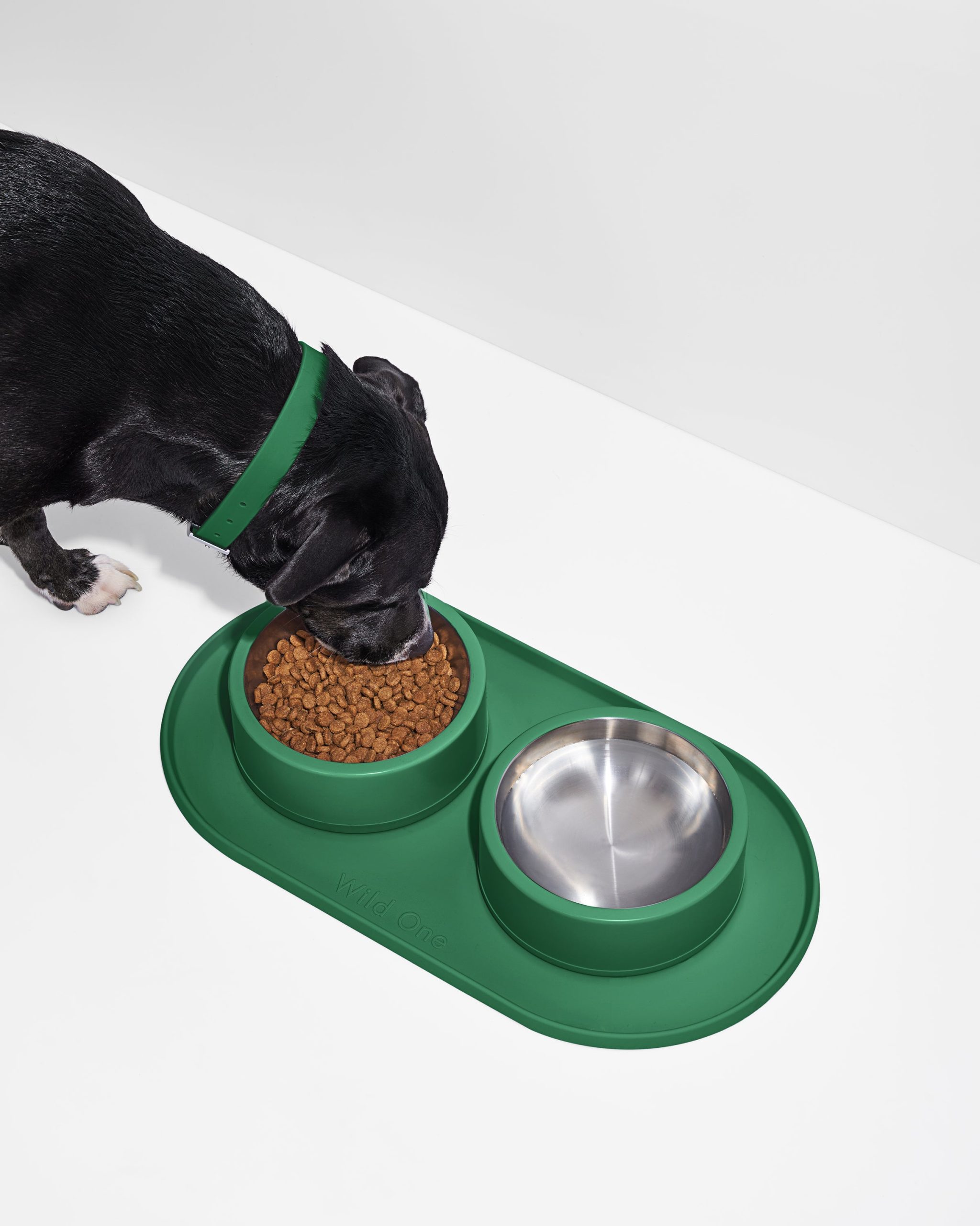 WO_VM_Studio_Placemat_Spruce_Dog_PDP_01_4x5_Web_817e4d60-1085-4f40-9c96-9a63db7f760b.jpg