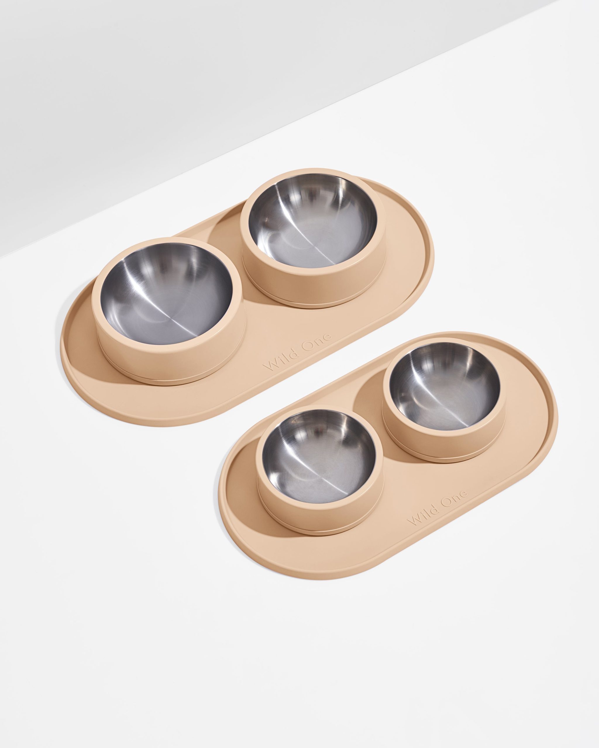 WO_VM_Studio_Placemat_Tan_SizeComparison_PDP_02_4x5_Web_a998e31c-0111-43fa-aaa3-bc43b5ae4513.jpg