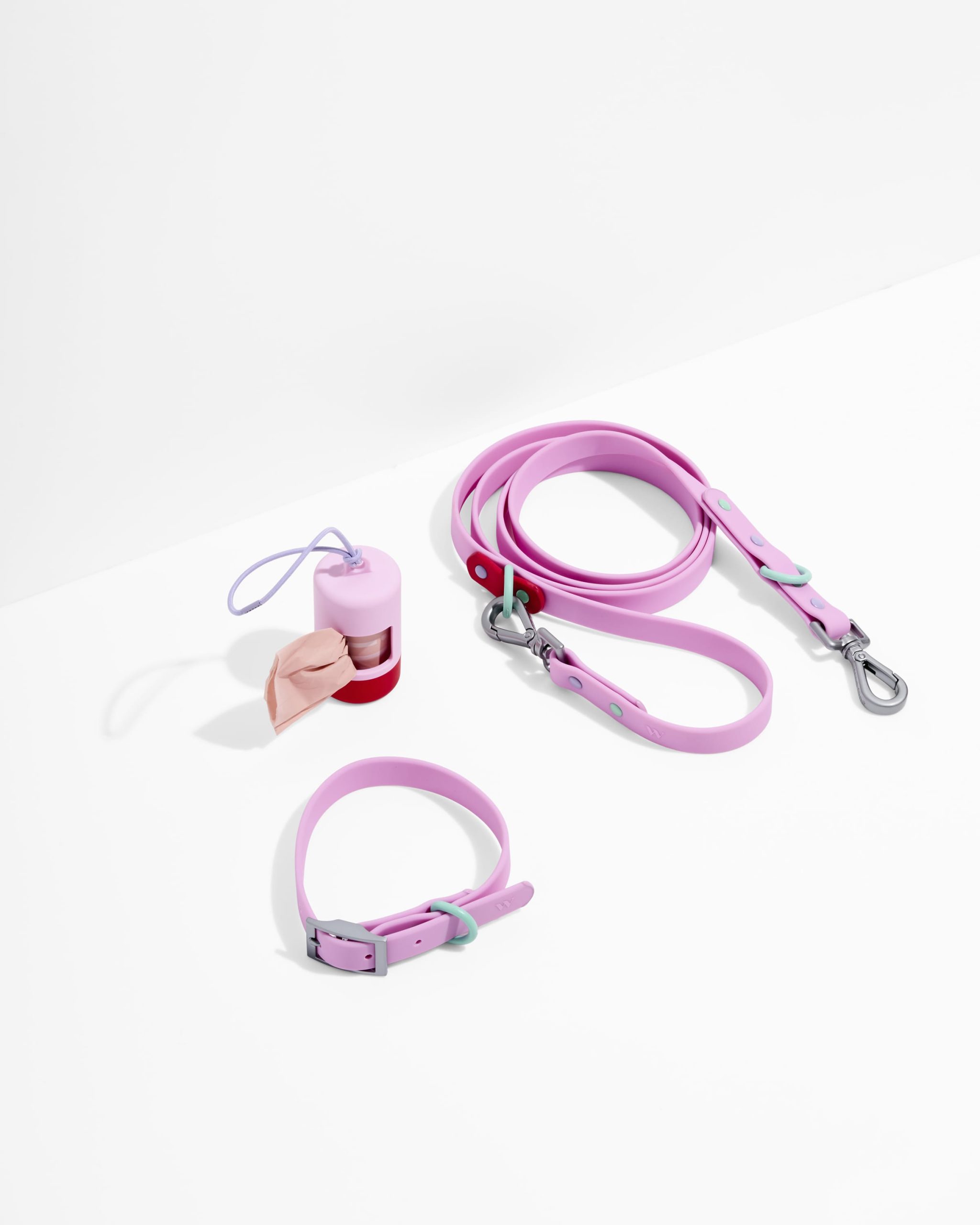 WO_VM_WalkKitCollar_Bubblegum_PDP_01_4x5_Web.jpg